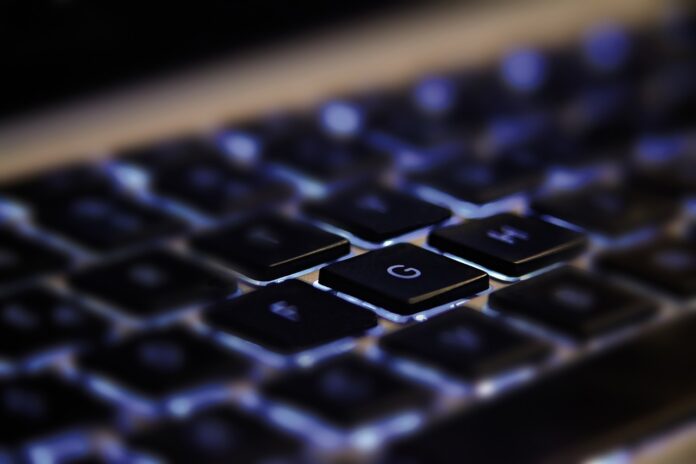 impatto della tecnologia sull'ambiente